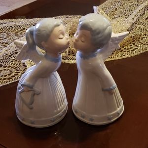 2 Figurine